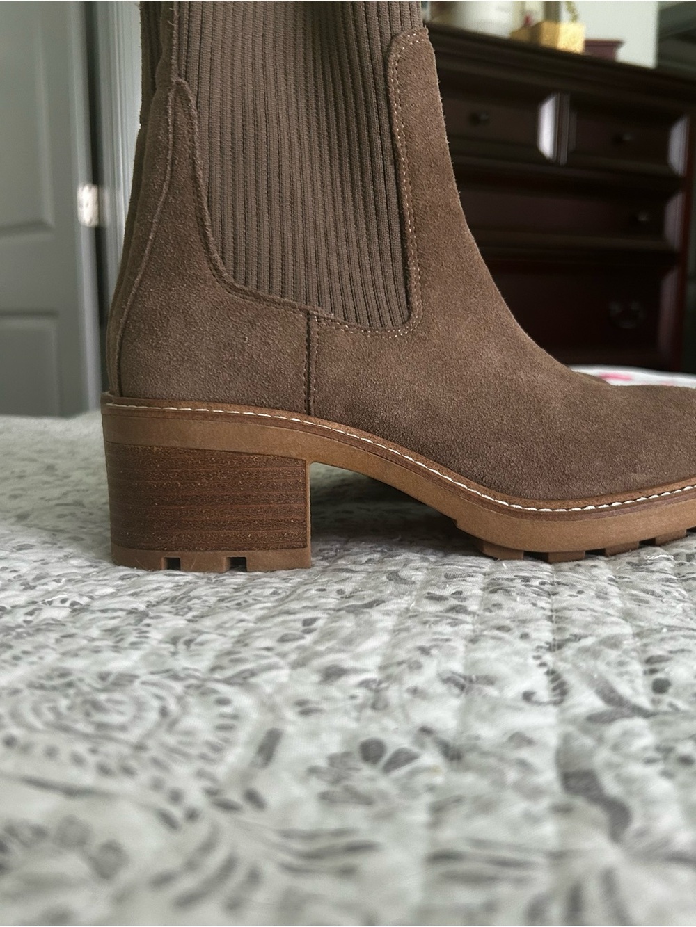 Steve Madden Brown Suede Chelsea Booties - Picture 2 of 5